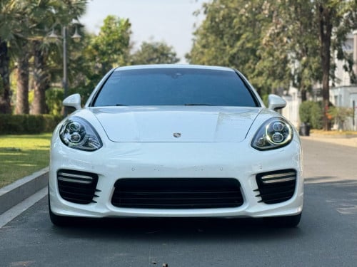 PANAMERA 4S PDK(សាំងសុទ្ធ)