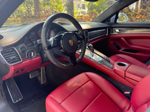 PANAMERA 4S PDK(សាំងសុទ្ធ)