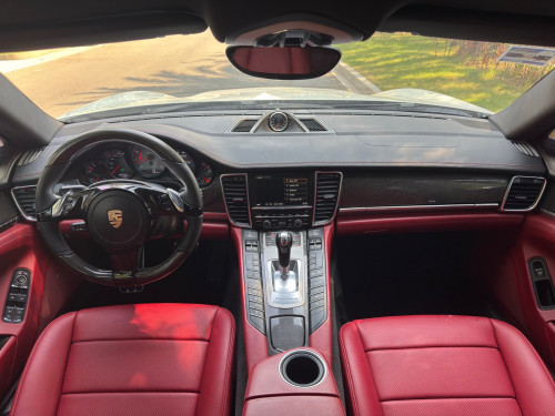 PANAMERA 4S PDK(សាំងសុទ្ធ)