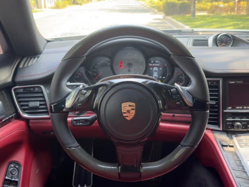 PANAMERA 4S PDK(សាំងសុទ្ធ)