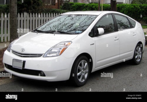 Prius 2009 with FULL INSURANCE