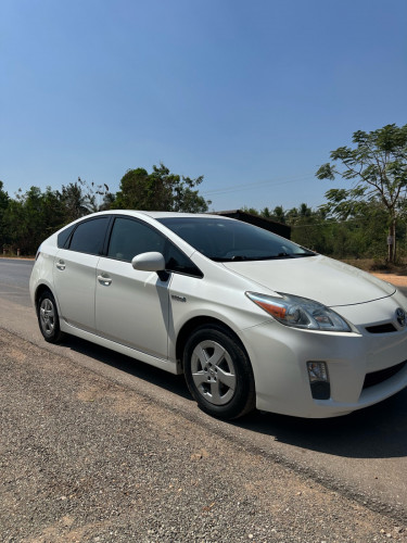 Prius ឆ្នាំ 2010 ឡើងស្តុប012 ឡានមូលស្អាតពិន្ទុខ្ពស់