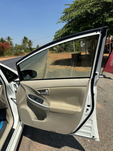 Prius ឆ្នាំ 2010 ឡើងស្តុប012 ឡានមូលស្អាតពិន្ទុខ្ពស់