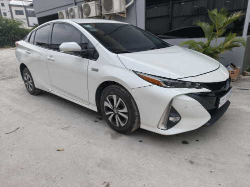 Prius Prime 017 ឡានស្អាតម្ចាស់ដើមផ្ទាល់ តម្លៃជជែកគ្នាបានតាមជាក់ស្តែង