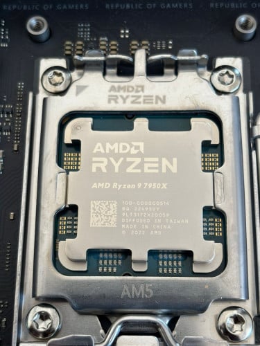 Processor AMD Ryzen 9 7950X Ft ROG Strix X670 E F Gaming DDR5 ( Beast ) #Intel #RTX #MMORPG #Editing