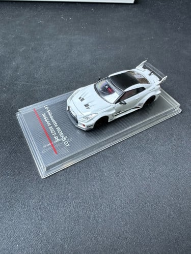 R35 lbwk brand new 1/64