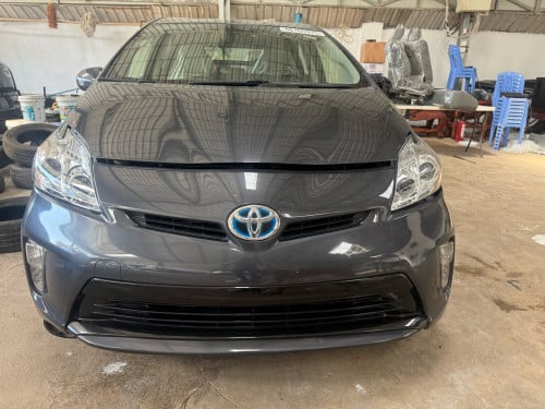 Sell Prius 2015 option 2 តំម្លៃពិសេស​19500$ចចារធានាម៉ាសុីន​អាគុយ​abs1ខែ​