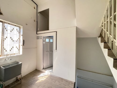 Shophouse available for rent on Mao Tse Toung Blvd