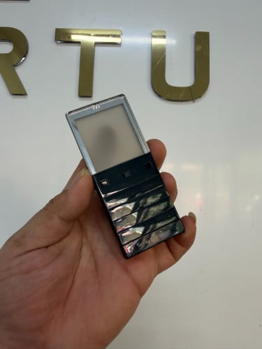 SonyExperia X5 នៅស្អាត​ ប្រេីបានទាំងអស់​