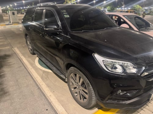Ssangyong Rexton sport 2019 Full option កៅ អីចុកបើកតំបូលក្ដៅត្រជាក់សងខាង មានសេនមុនក្រោយ 18600$$