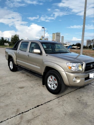 TACOMA 2006 For Rent /出租