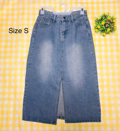 សំពត់នារី