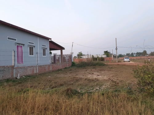 ដីលក់បន្ទាន់