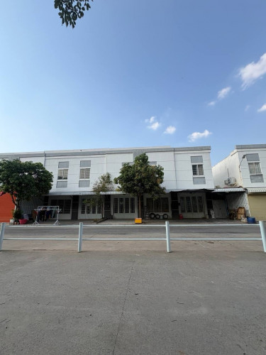 ផ្ទះជួលឈួកវ៉ា២