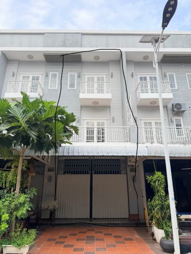 ផ្ទះលក់បន្ទាន់