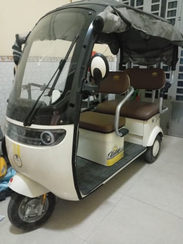 កង់បីអគ្គិសនី