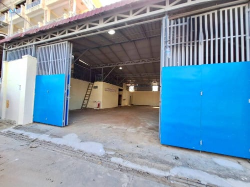 ឃ្លាំងថ្មីជួល នៅឬស្សីកែវ !