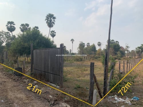 ដីសម្រាប់លក់