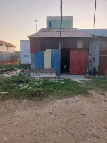 ដីនិងផ្ទះលក់
