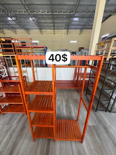 ធ្នេីរទូខោអាវ