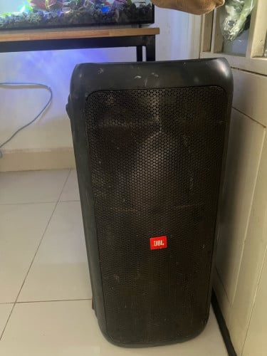 បាស់JBL PARTY BOX300 ខូច Bluetooth