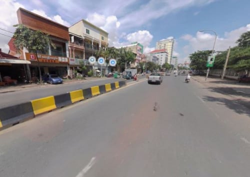 ដីលក់ ដីលក់បន្ទាន់​ ដីលក់លើផ្លូវ​ព្រះមុន្នីវង្ស | Land For Sale On Monivong Blvd