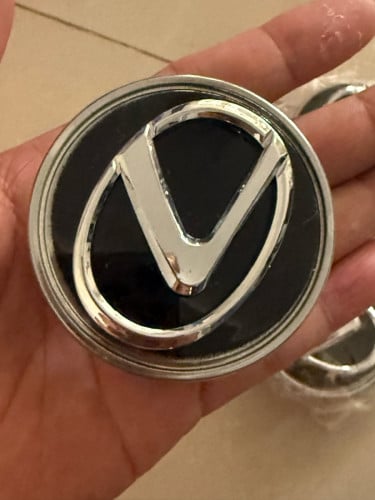 សម្រាប់ដាក់កង់ Lexus 200t