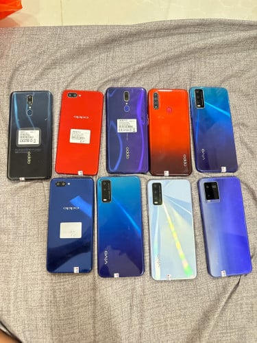 មានoppo vivo 64g 128g 256g តម្លៃ15ម៉ឺនចរចាបានតម្លៃល្អ​ ទូរសព្ទសំនុំអត់ទាន់ដោះដូរអីទេតួនៅថ្មីៗរេីសបាន
