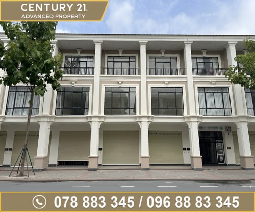 🏘 ផ្ទះអាជីវកម្ម (SH-M) ក្នុងបុរី ប៉េងហួតបឹងស្នោ ត្រូវការលក់បន្ទាន់ខ្លាំង (កូដ: A01-025433)