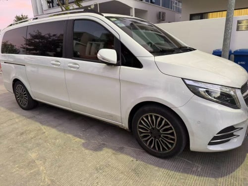2015年奔驰V250