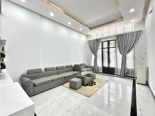 4 bedrooms house for rent in Chak Angrae Leu