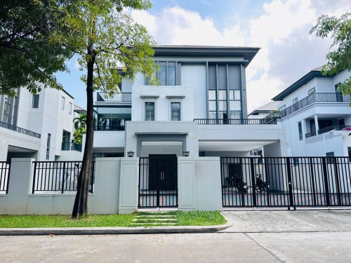 6បន្ទប់គេង វីឡាឃ្វីន ក្នុងបុរី  បុរី ជីបម៉ង់ 598 - សម្រាប់លក់