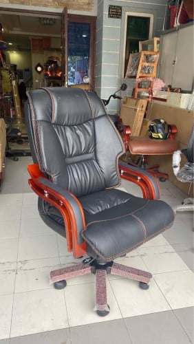 Boss chair