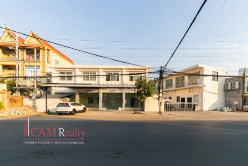 Commercial Building For Rent Along Street 598