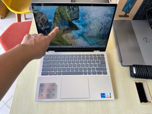 Dell inspiron 7420 2in1 i7-12generation