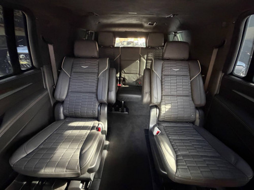 Escalade sport platinum 2025 ថ្មីខ្លាញ់គោជាប្រភេទរថយន្តកាពារគ្រាប់ប៉ាឡាំងដាស់