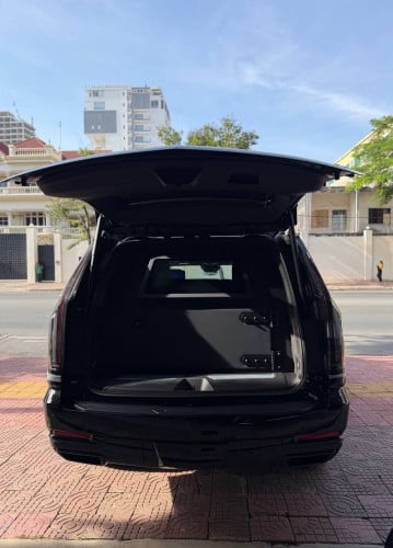 Escalade sport platinum 2025 ថ្មីខ្លាញ់គោជាប្រភេទរថយន្តកាពារគ្រាប់ប៉ាឡាំងដាស់