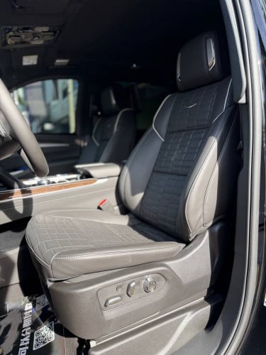 Escalade sport platinum 2025 ថ្មីខ្លាញ់គោជាប្រភេទរថយន្តកាពារគ្រាប់ប៉ាឡាំងដាស់