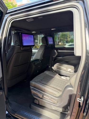 Escalade sport platinum 2025 ថ្មីខ្លាញ់គោជាប្រភេទរថយន្តកាពារគ្រាប់ប៉ាឡាំងដាស់