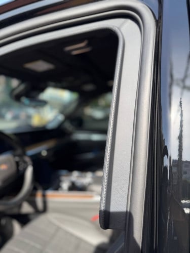 Escalade sport platinum 2025 ថ្មីខ្លាញ់គោជាប្រភេទរថយន្តកាពារគ្រាប់ប៉ាឡាំងដាស់