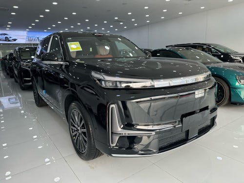 Geely M9 hybrid 1300km