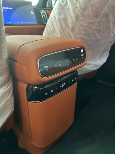 Geely M9 hybrid 1300km