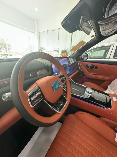 Geely M9 hybrid 1300km