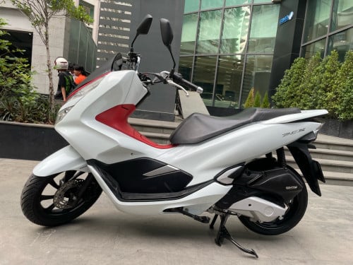 Honda Pcx150cc 2020 NCX ស្មាតឃី New98%មានពន្ធកាតគ្រីស្លាកលេខ
