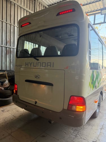 Hyundai county