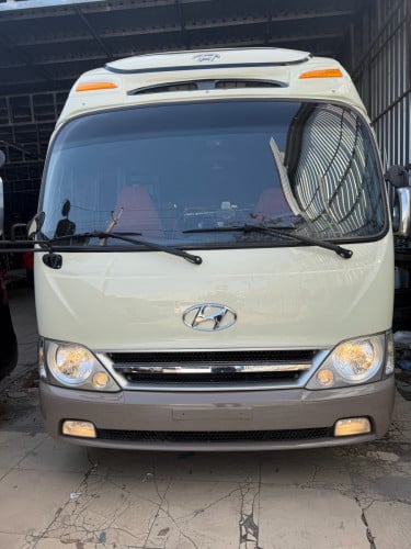 Hyundai county