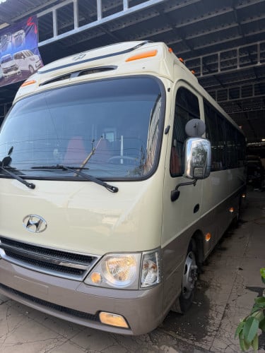 Hyundai county