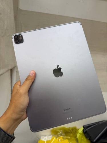 iPad Pro 12.9 M2 128GB  5G Sim+Wifi ថ្ម 91 98%