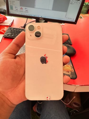 Iphone 13 128g សំនុំណែនប៉ែស​ អត់ដែលគាស់​សោះ​ ស្អាតសុីនទាំងអស់​ តួនៅ97 98%តម្លៃល្អចរចាបាន
