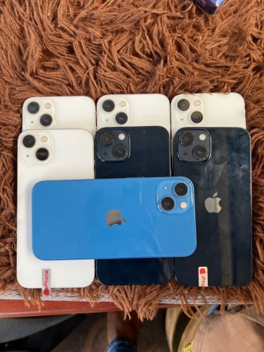 iphone 13 សណុំហ្សីន128GB មានស្គេន   តម្លៃ260$ត្រូវការឆាតមកមេៗ📥💸🙏🏻